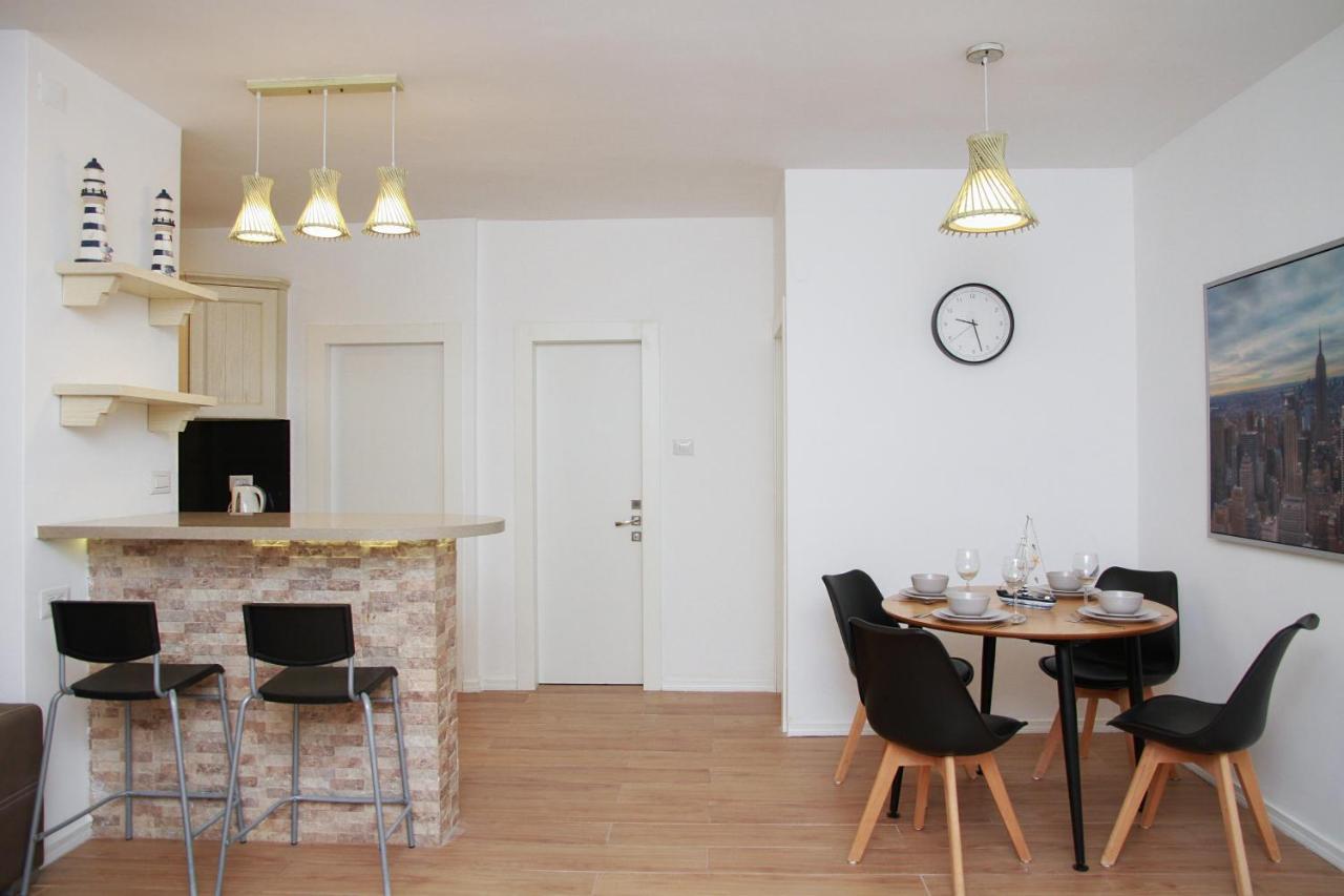 Apartments4You Betti Бат Ям Екстериор снимка