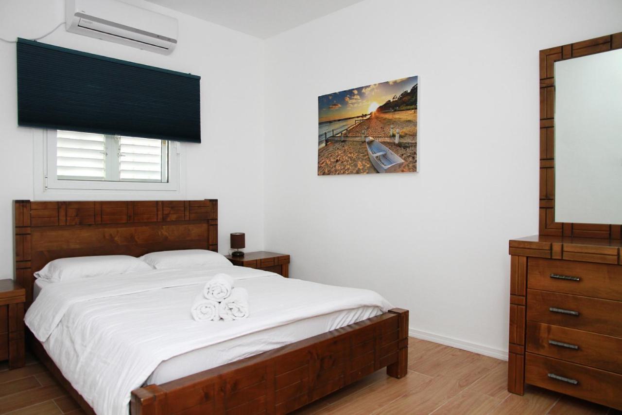 Apartments4You Betti Бат Ям Екстериор снимка